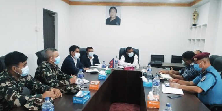 प्रदेश २ का सुरक्षा प्रमुख र  मुख्यमन्त्री  बिच छलफल