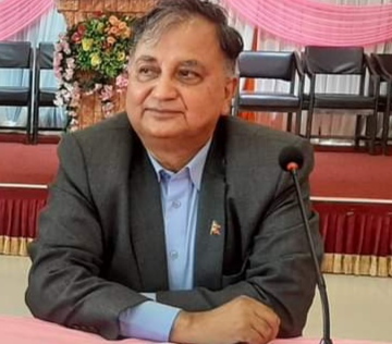 एमाले महाधिवेशन:अध्यक्षको उम्मेद्वार बन्ने इश्वर पोखरेलको घोषणा