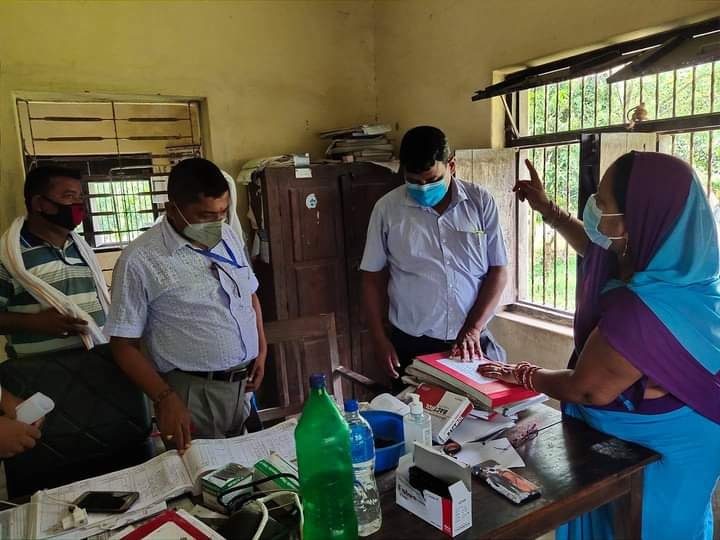 ईशनाथ नगरपालिकामा स्वास्थ्य चौकी अनुगमन