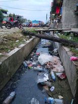 गौर रोडमा निर्माणधिन नाला निर्माण अलपत्र छाड्दा चन्द्रपुर दुर्गन्धित बन्दै