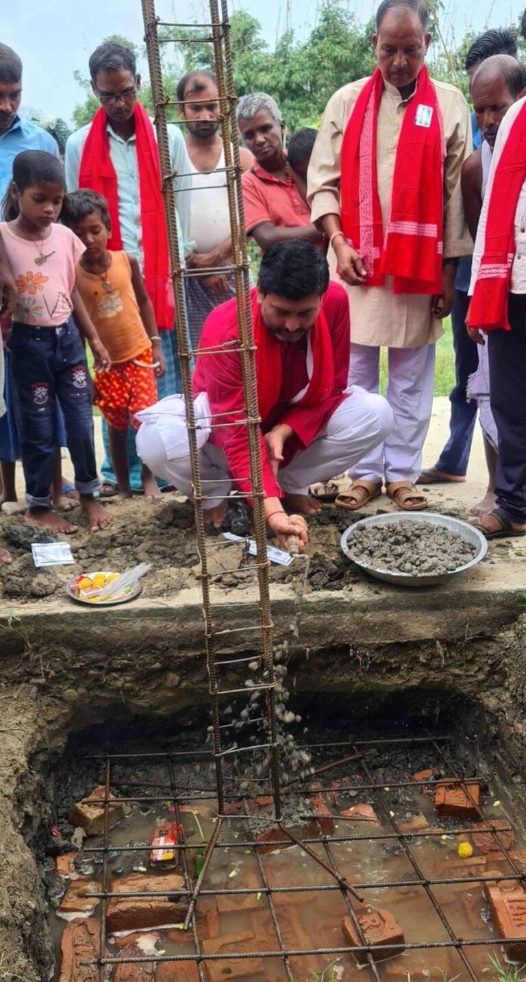 ईशनाथमा सामुदायिक दलित भवनको शिलान्यास