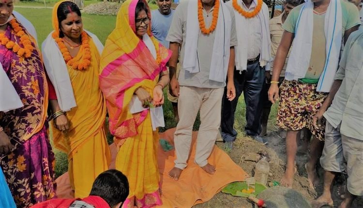 अर्थ तथा योजना राज्य मन्त्री यादवद्वारा बारामा जानकी मन्दिरको शिलान्यास