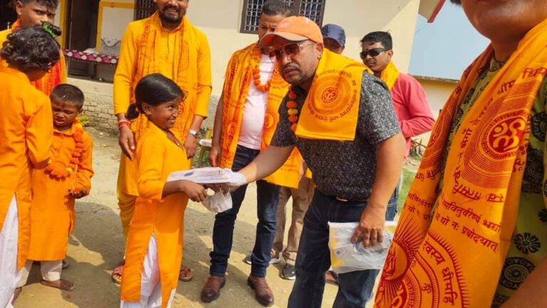 बिष्टले मनाए अनाथलयमा जन्मदिन