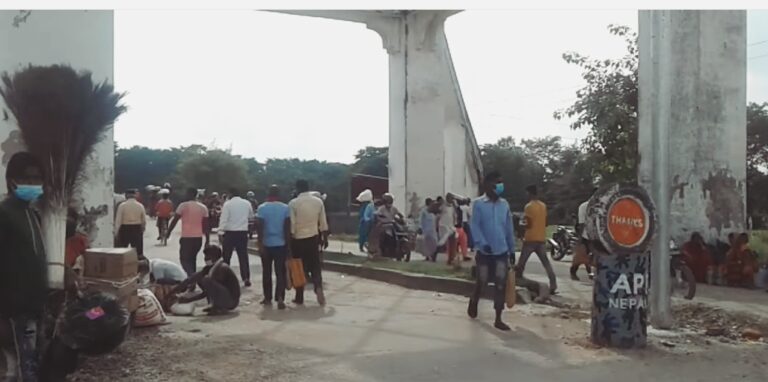 खुल्यो गौर नाकाबाट गाडी