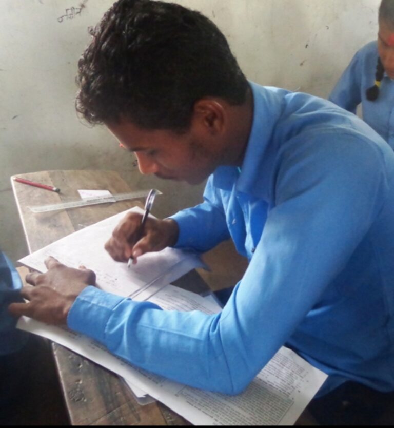 मुसहर समुदायमा कति  छन माध्यमिक शिक्षा उतिर्ण