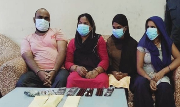 रिसिइबि साध्न मोटरसाइकलमा लागू औषध राख्ने  चारजना चन्द्रपुरमा पक्राउ